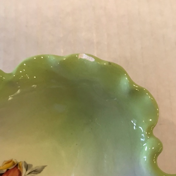 Vintage Lime Green Nappy/Trinket Dish With Floral Design And Scalloped Edge 8” W - Picture 5 of 8